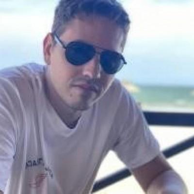 Dirk Romanio