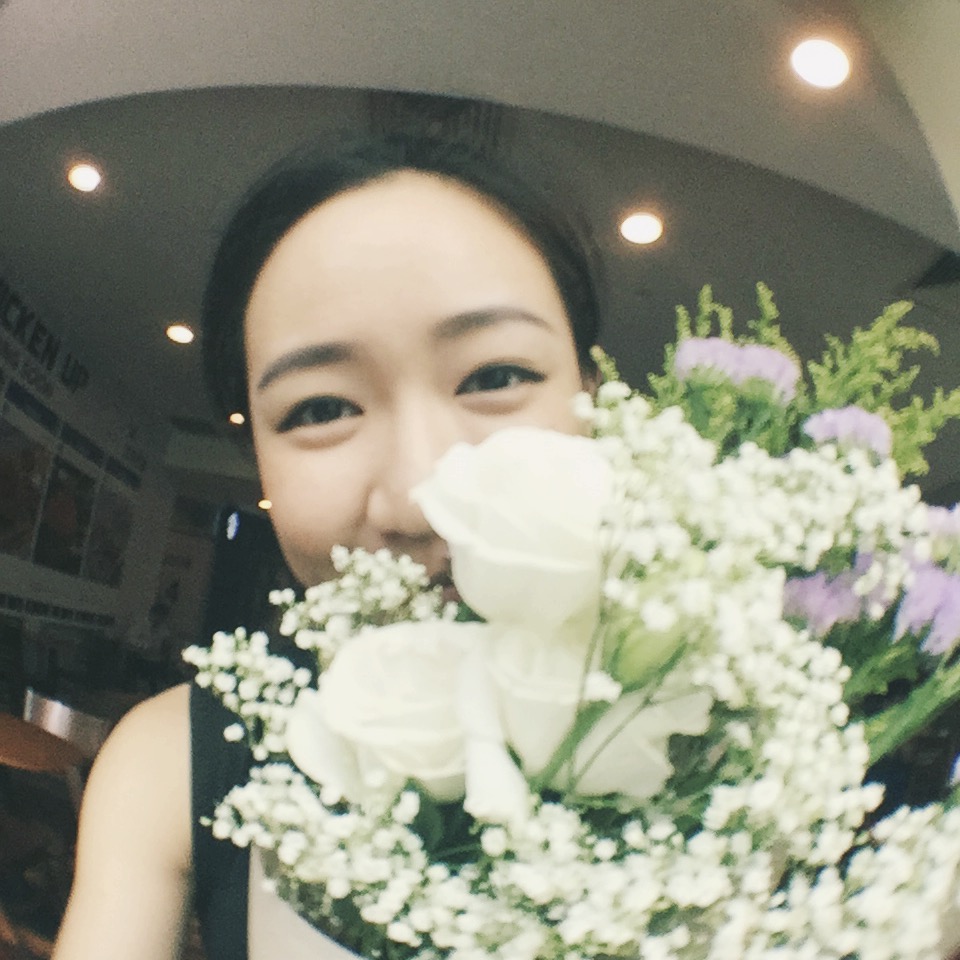 Robyn Tan