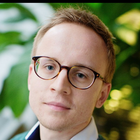 Karl Vään