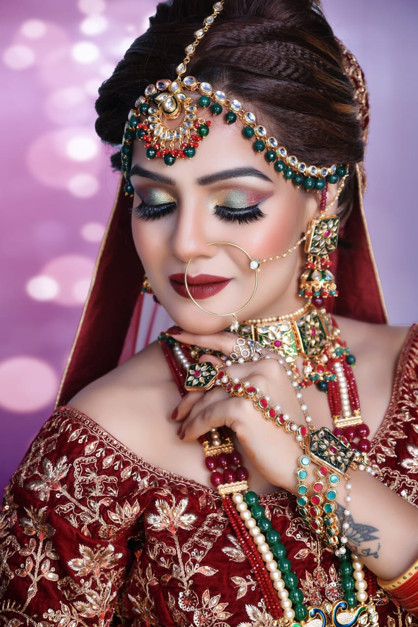 Khoobsurat